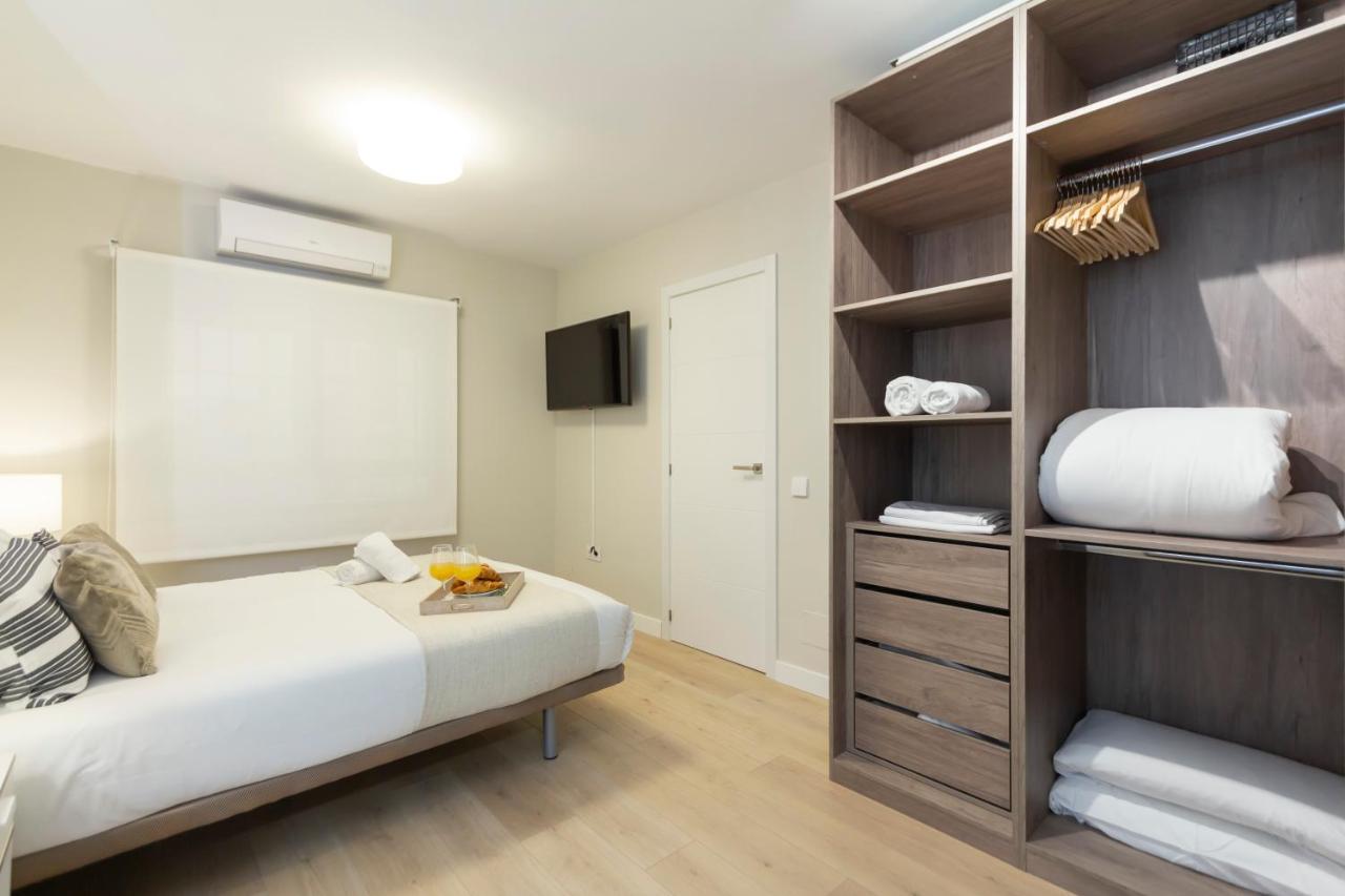 Dobo Rooms Clara Del Rey Madri Exterior foto